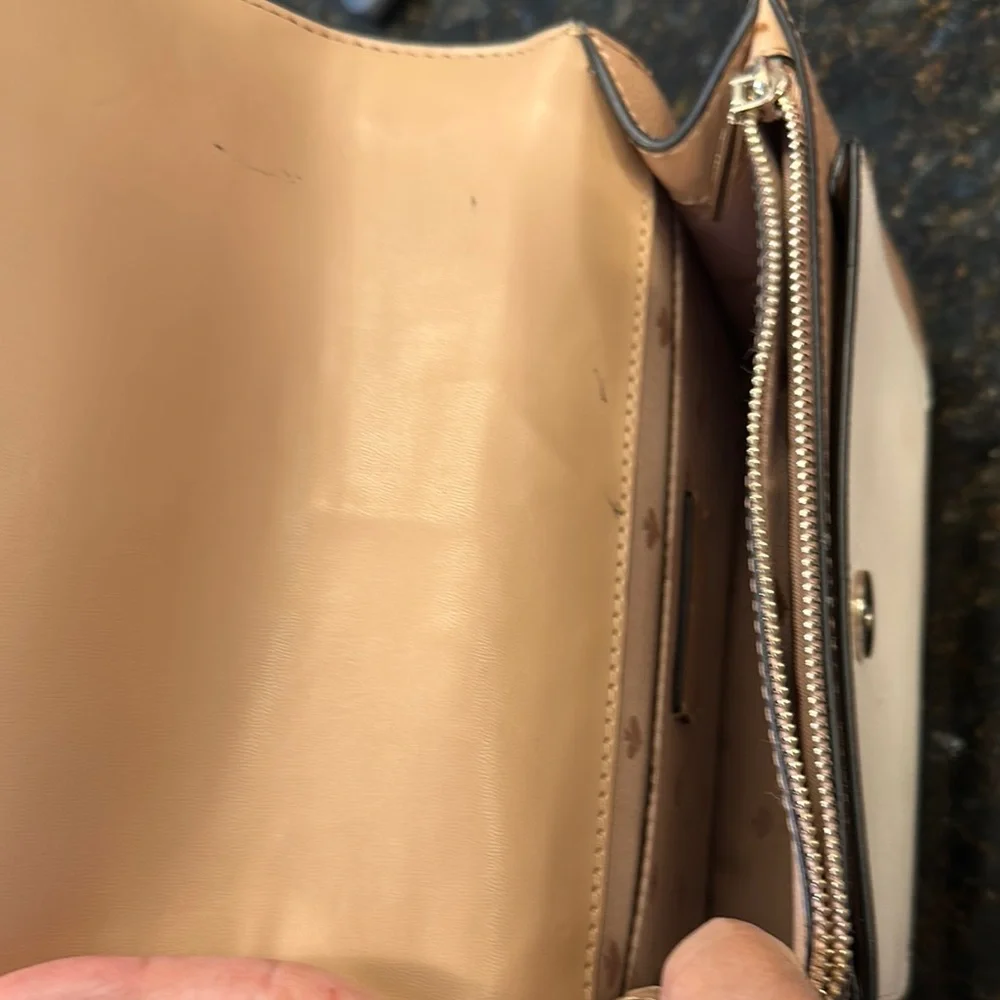 Kate Spade Black and Cream Crossbody Bag with Silver Chain - Picture 5 of 5